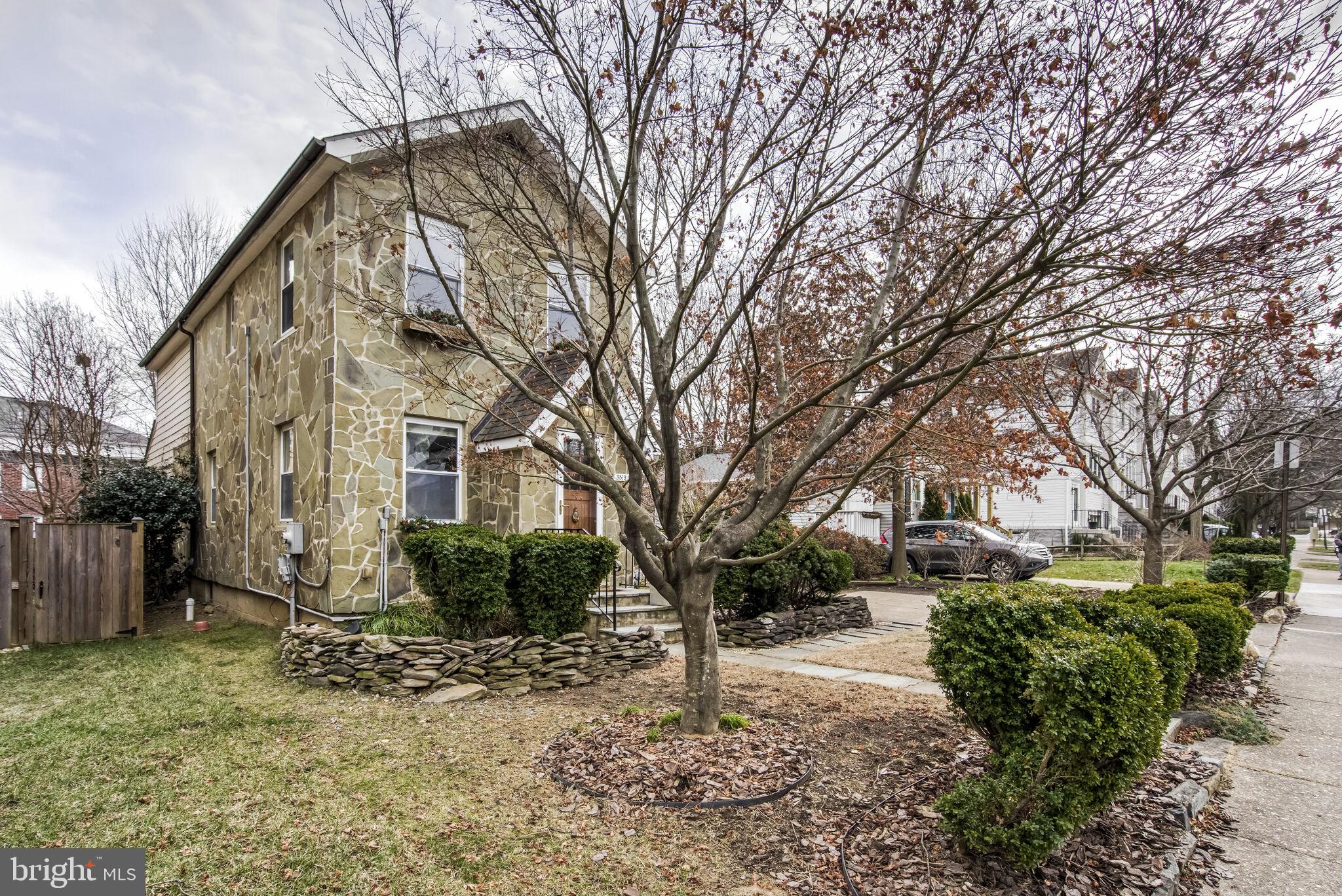 SUNNYSIDE - Residential