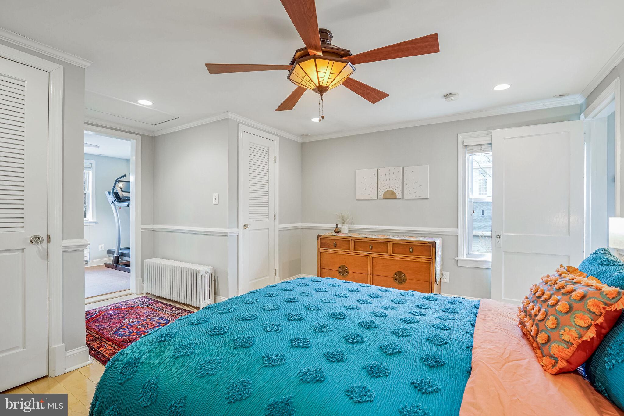 SUNNYSIDE - Residential