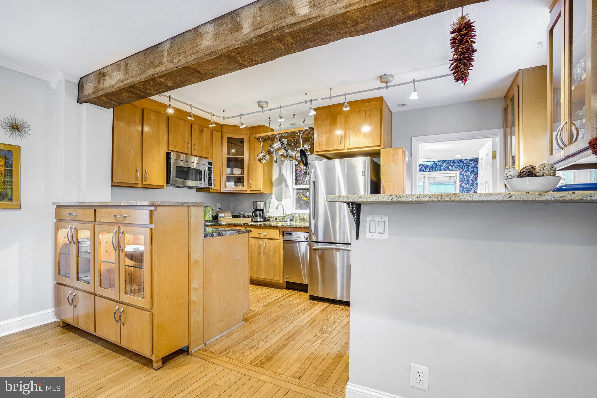 SUNNYSIDE - Residential