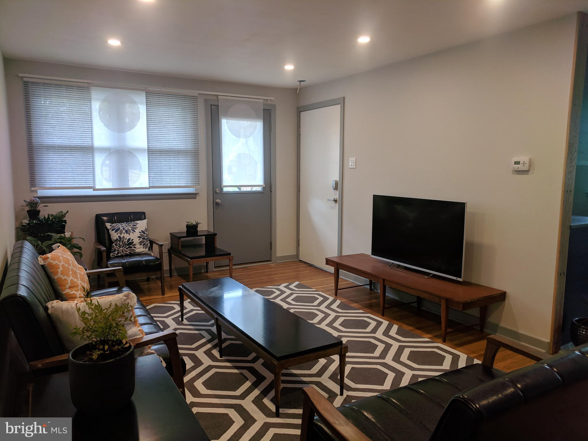 ROXBOROUGH - Residential Lease