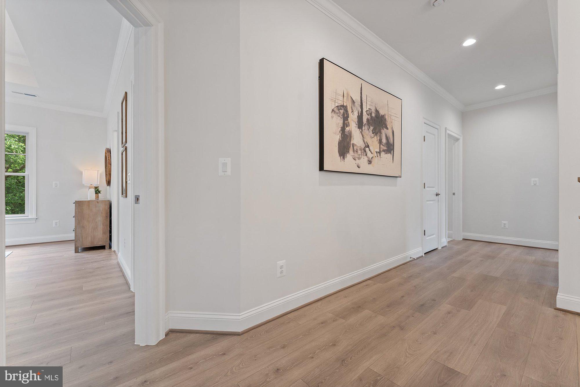 VIENNA HILLS - Residential