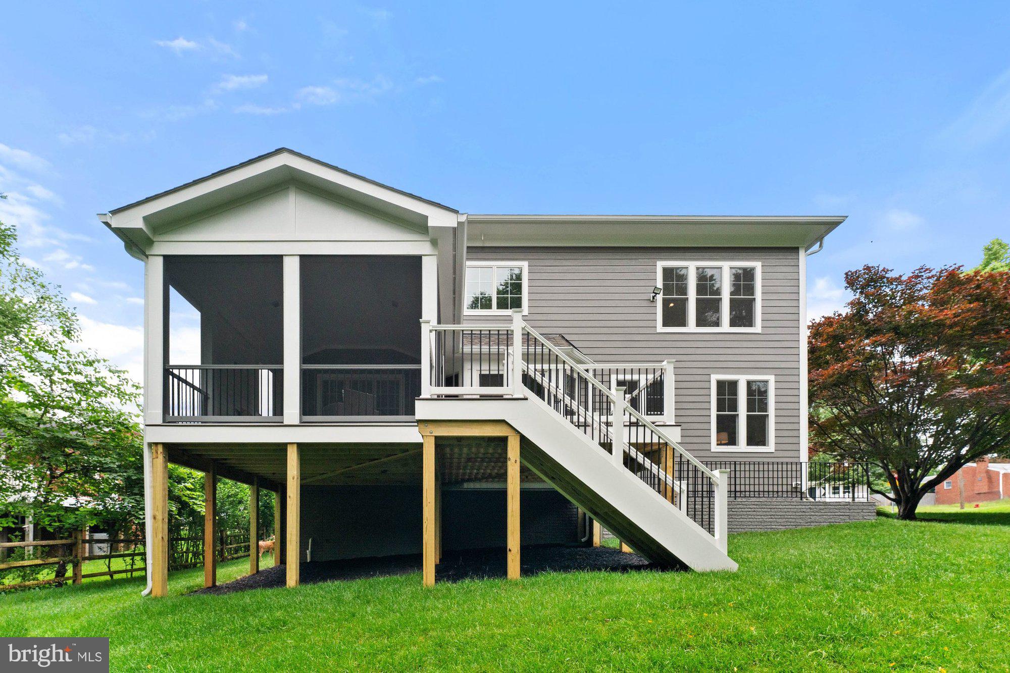 VIENNA HILLS - Residential