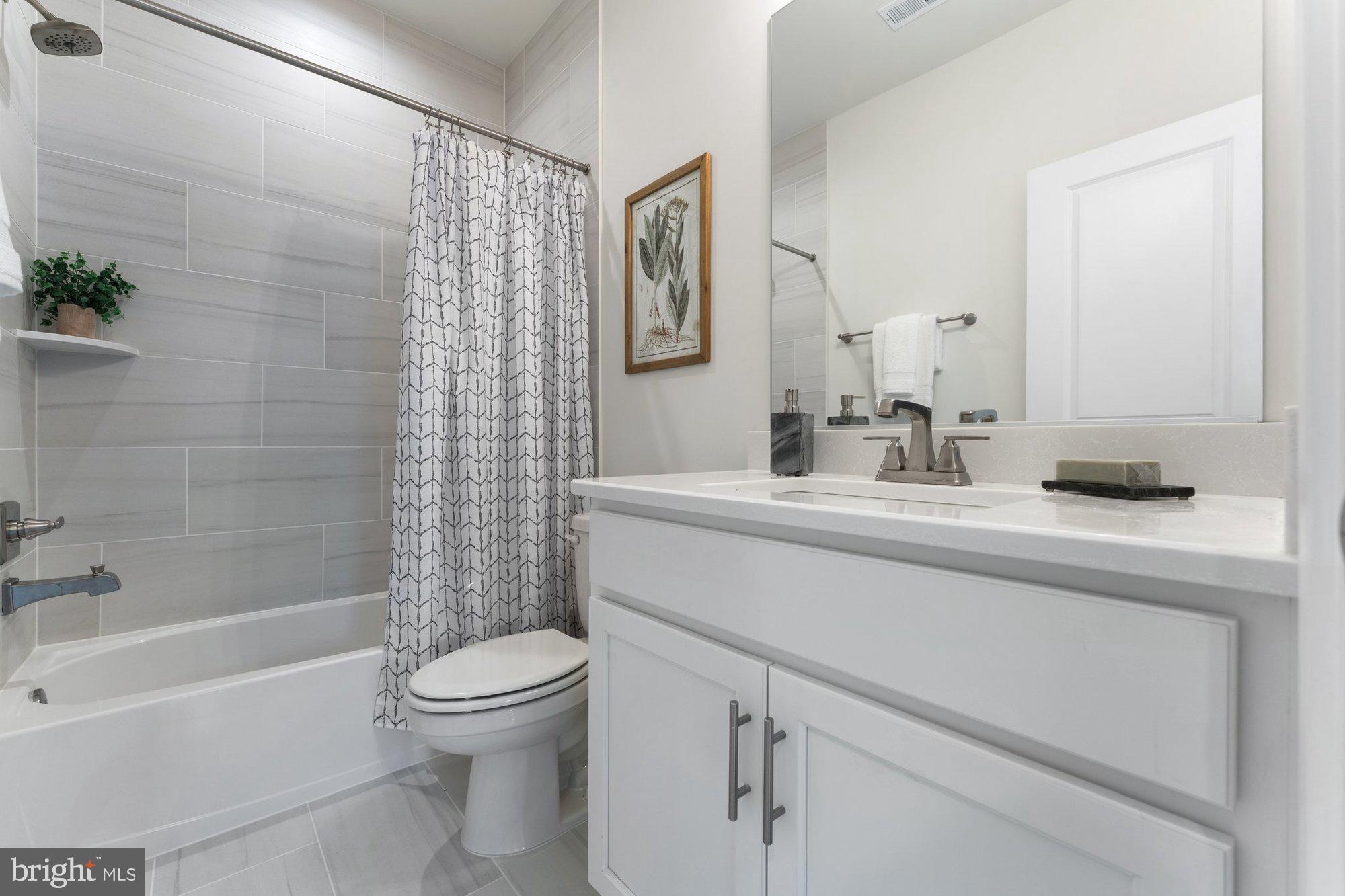 VIENNA HILLS - Residential