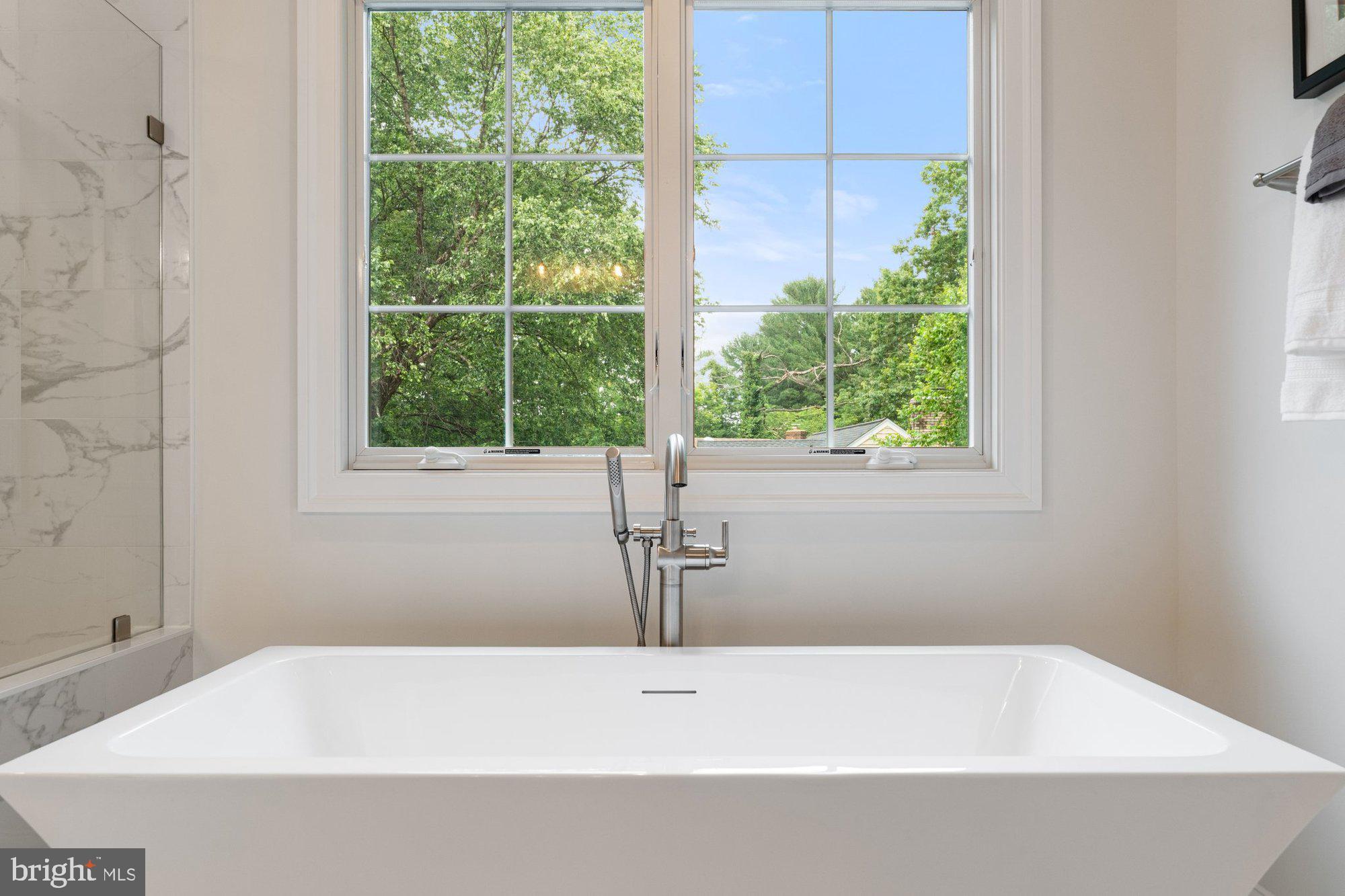 VIENNA HILLS - Residential