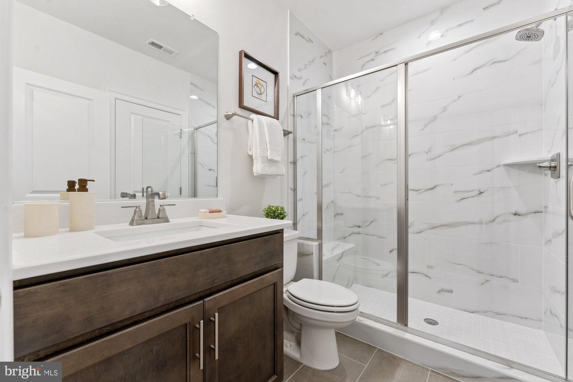 VIENNA HILLS - Residential