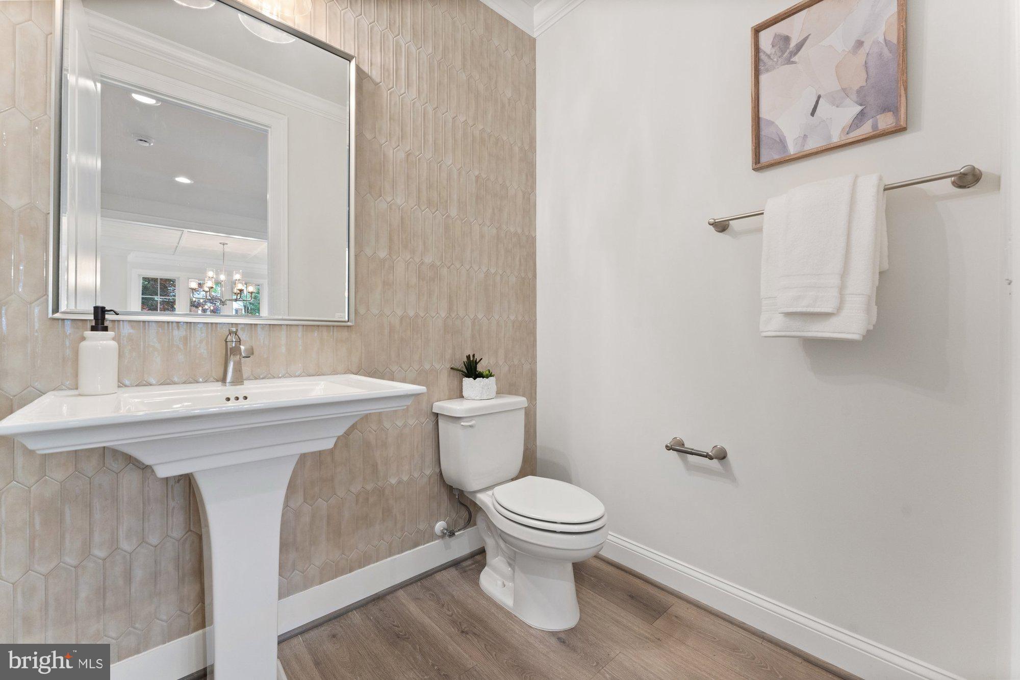 VIENNA HILLS - Residential