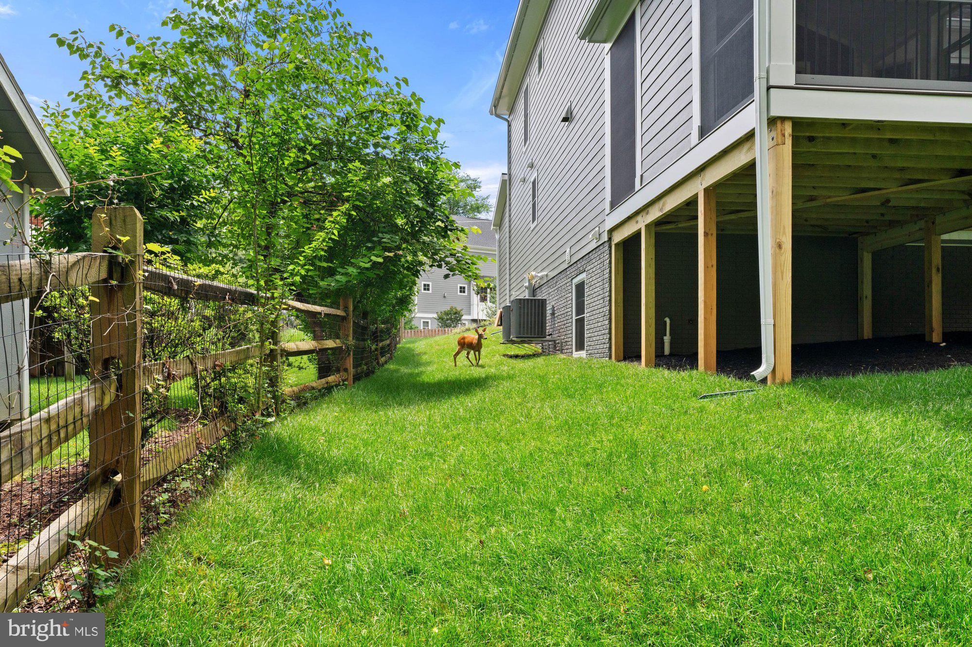 VIENNA HILLS - Residential