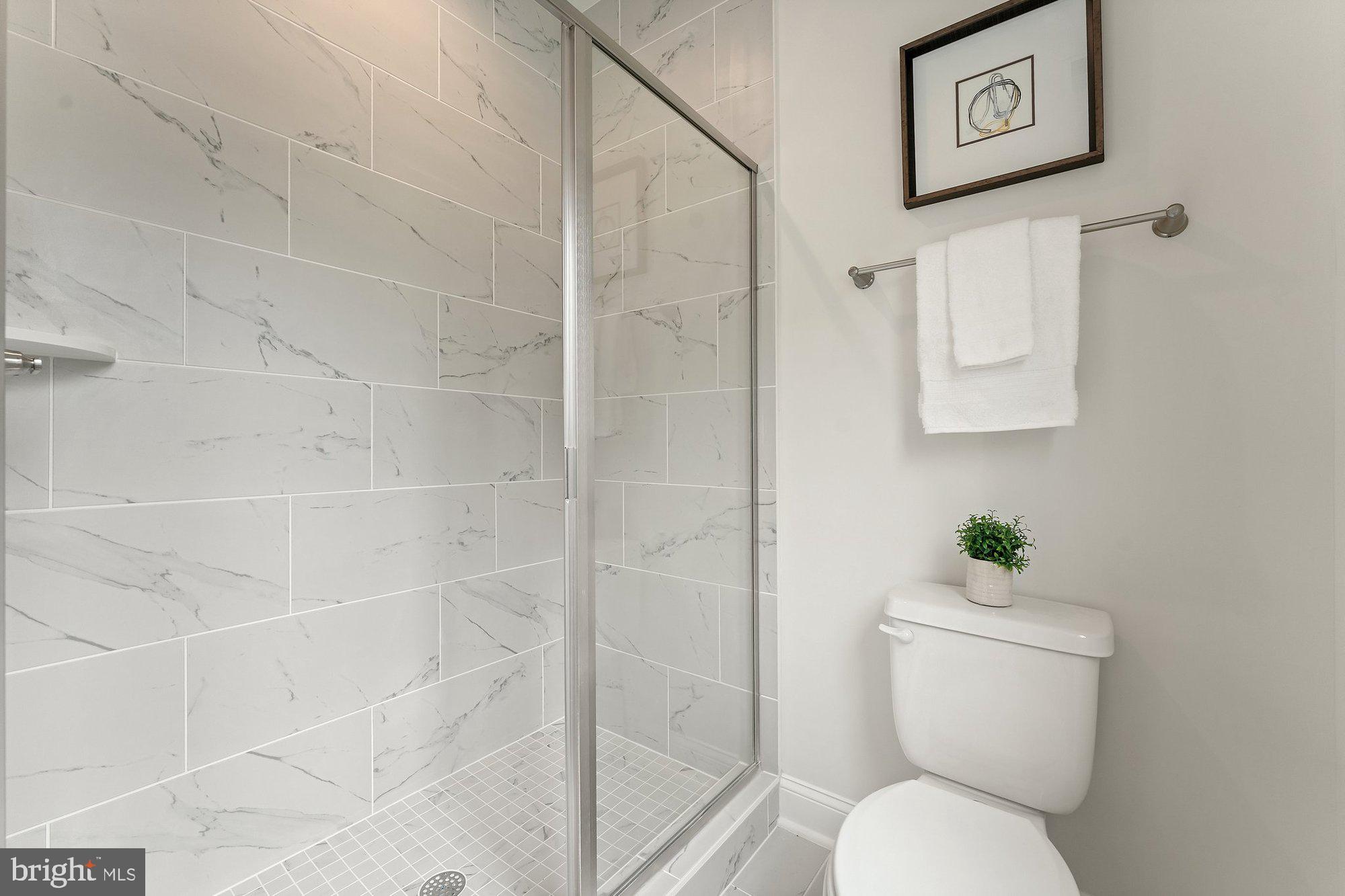 VIENNA HILLS - Residential