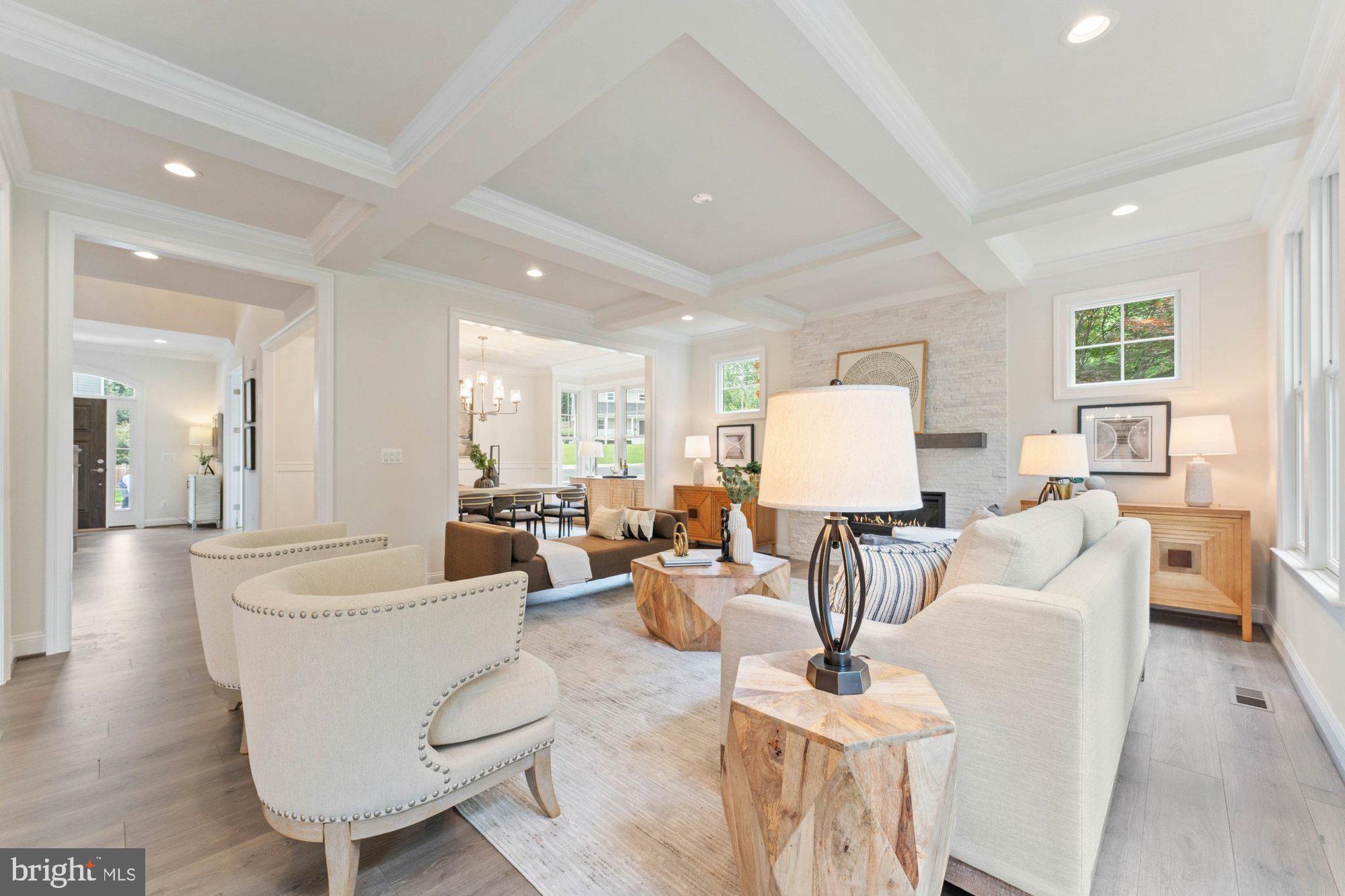 VIENNA HILLS - Residential