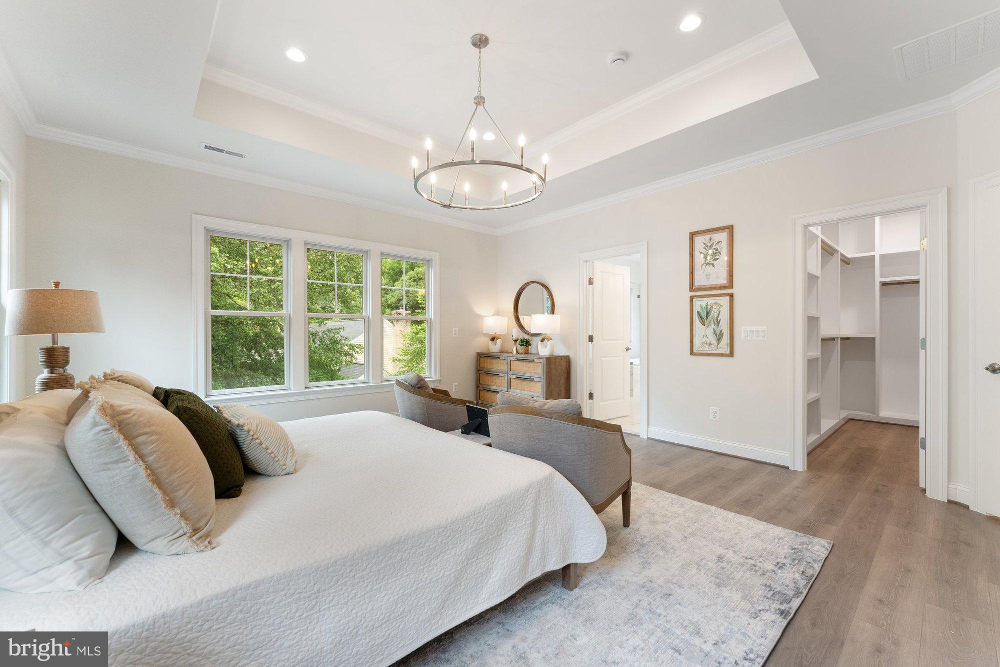 VIENNA HILLS - Residential