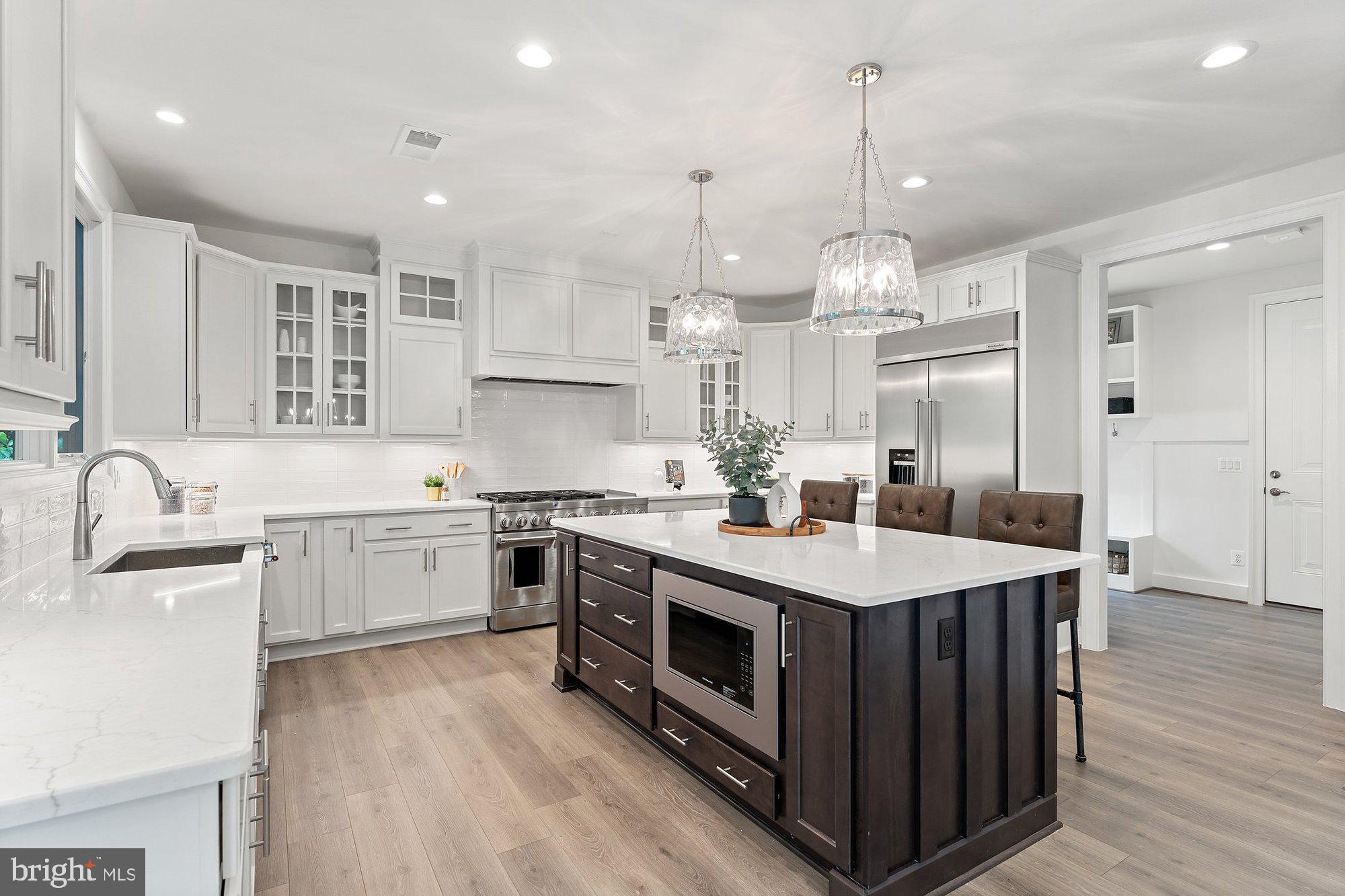 VIENNA HILLS - Residential