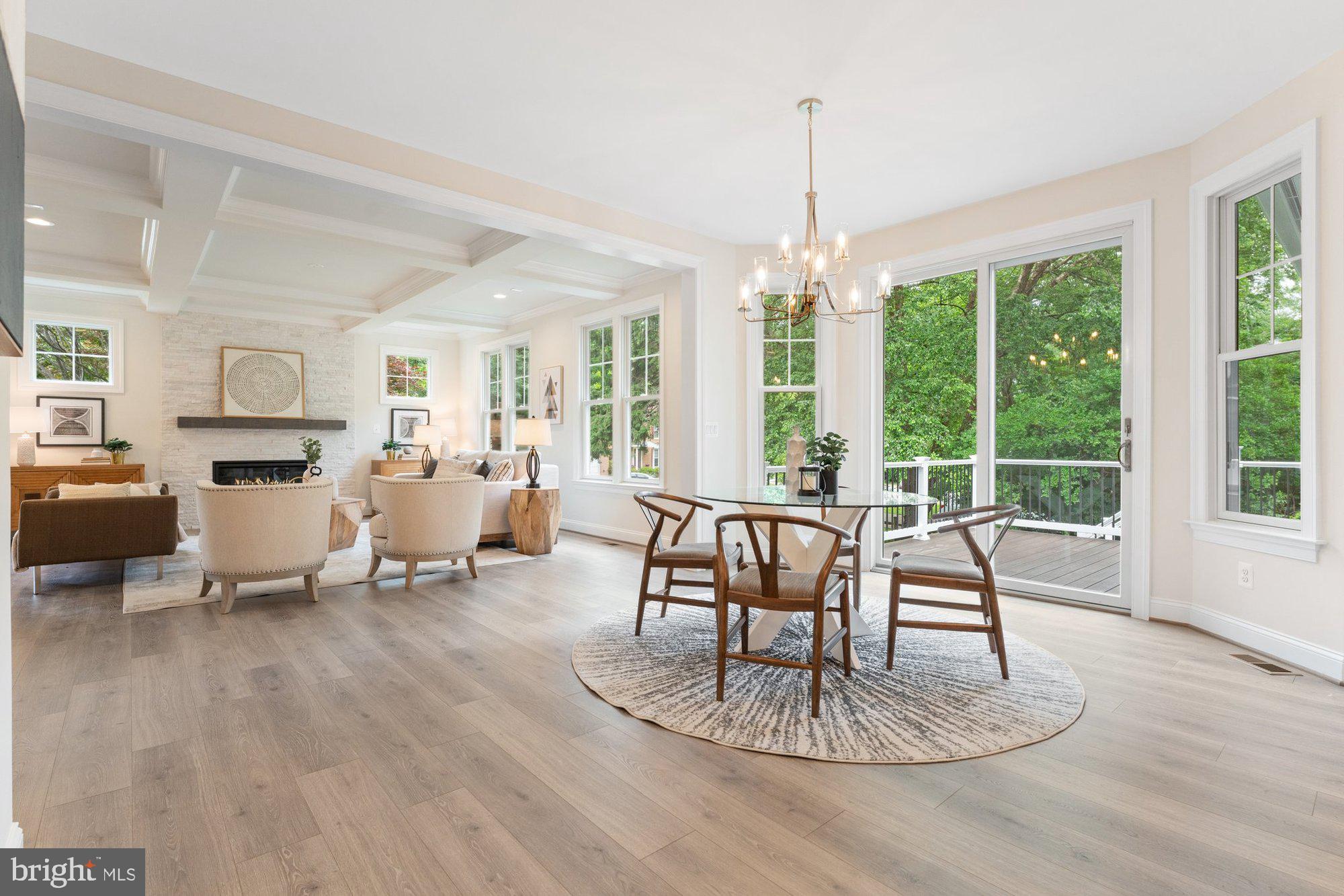 VIENNA HILLS - Residential