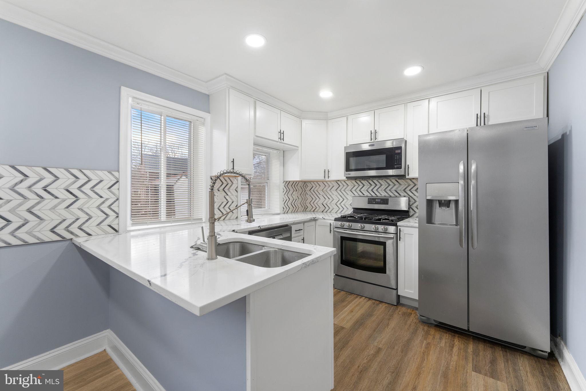 HYATTSVILLE - Residential