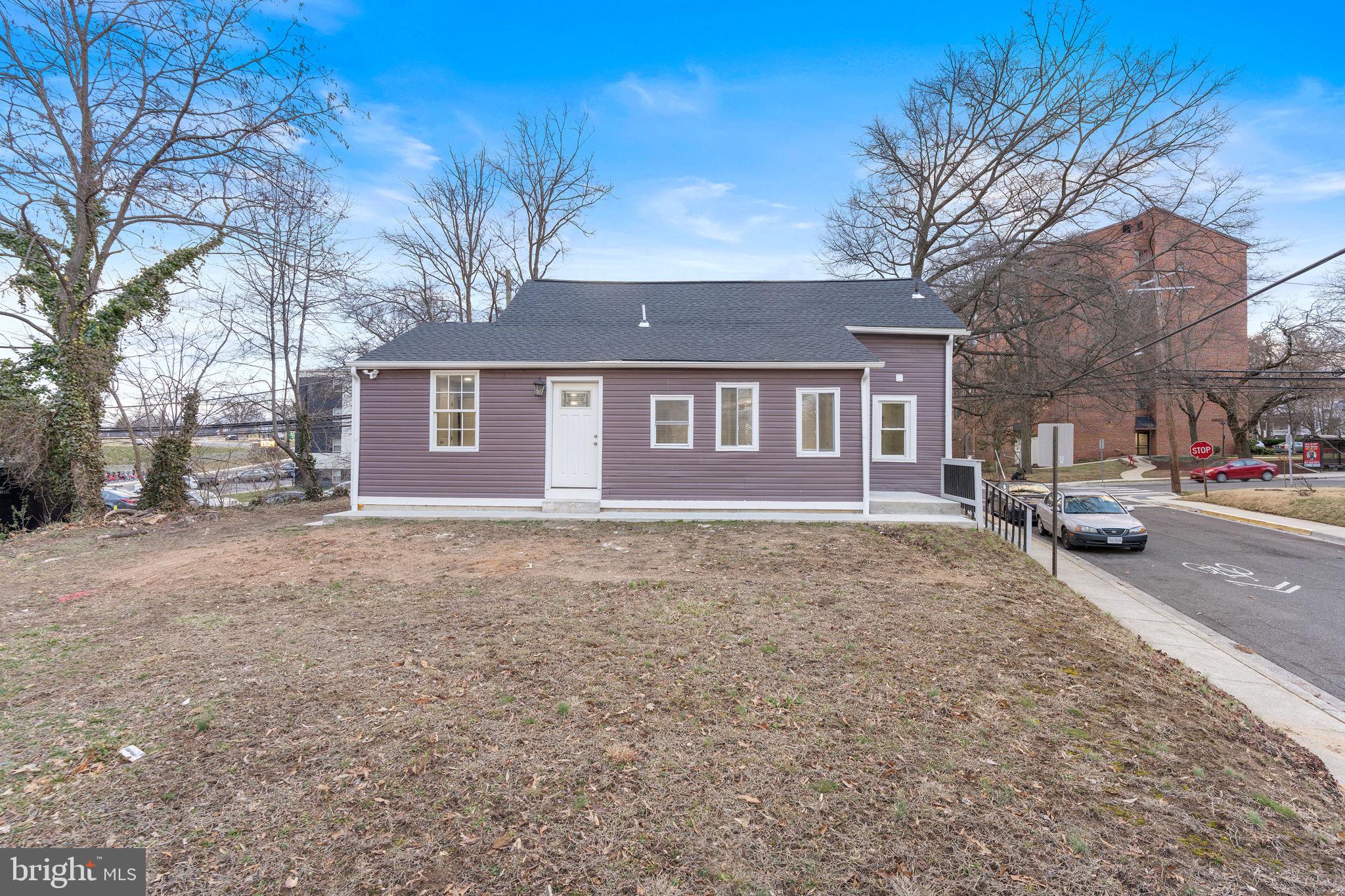 HYATTSVILLE - Residential