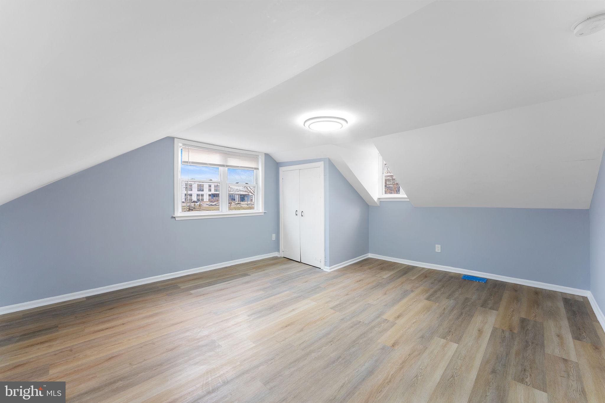 HYATTSVILLE - Residential