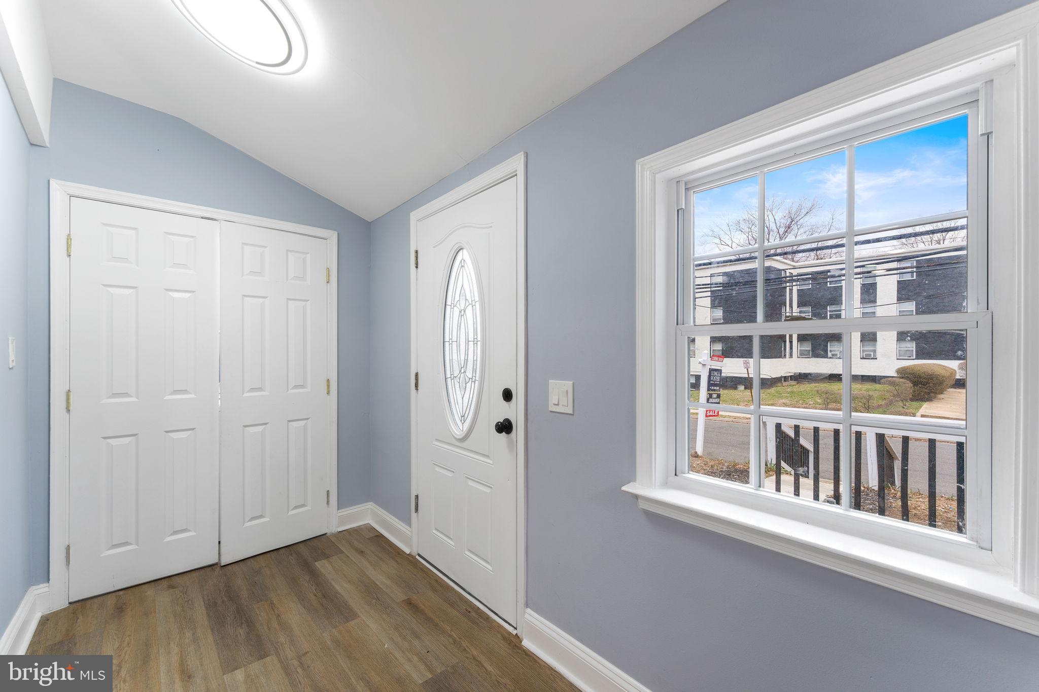 HYATTSVILLE - Residential