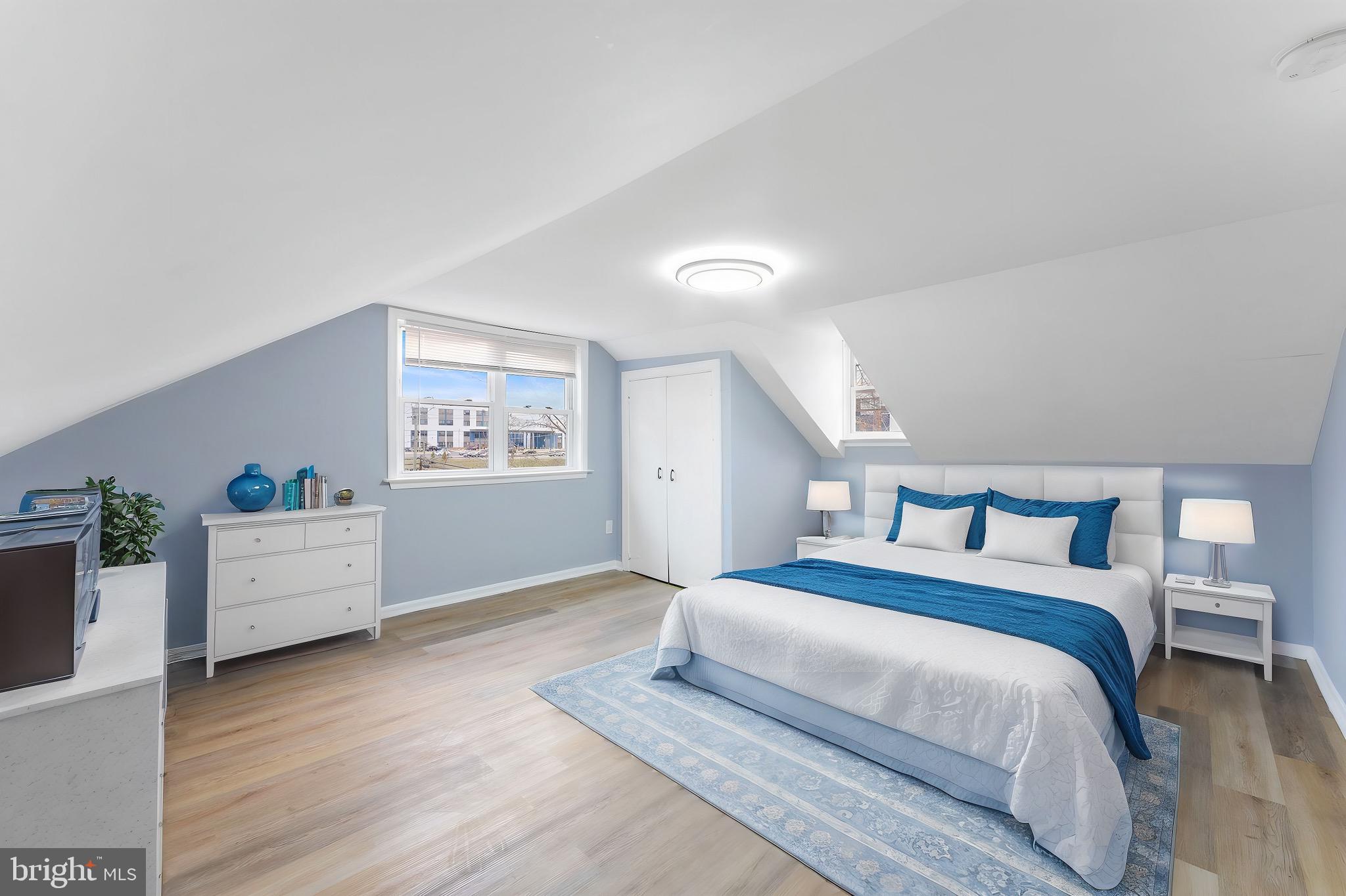 HYATTSVILLE - Residential