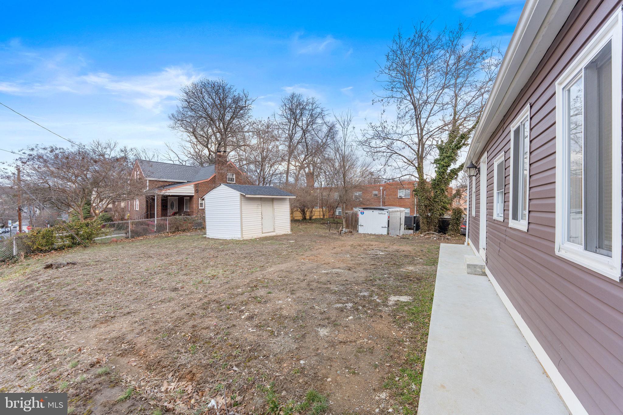 HYATTSVILLE - Residential