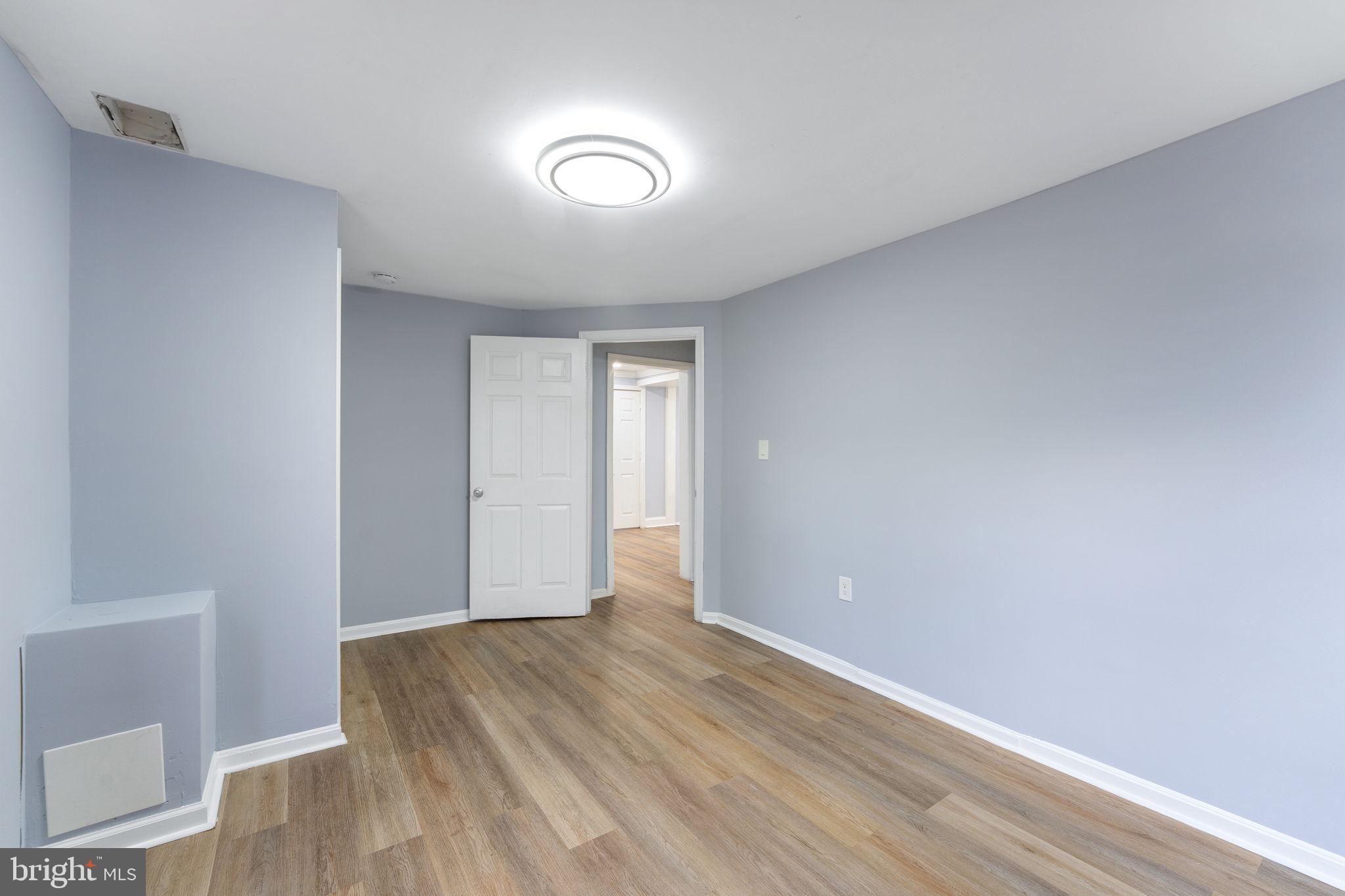 HYATTSVILLE - Residential