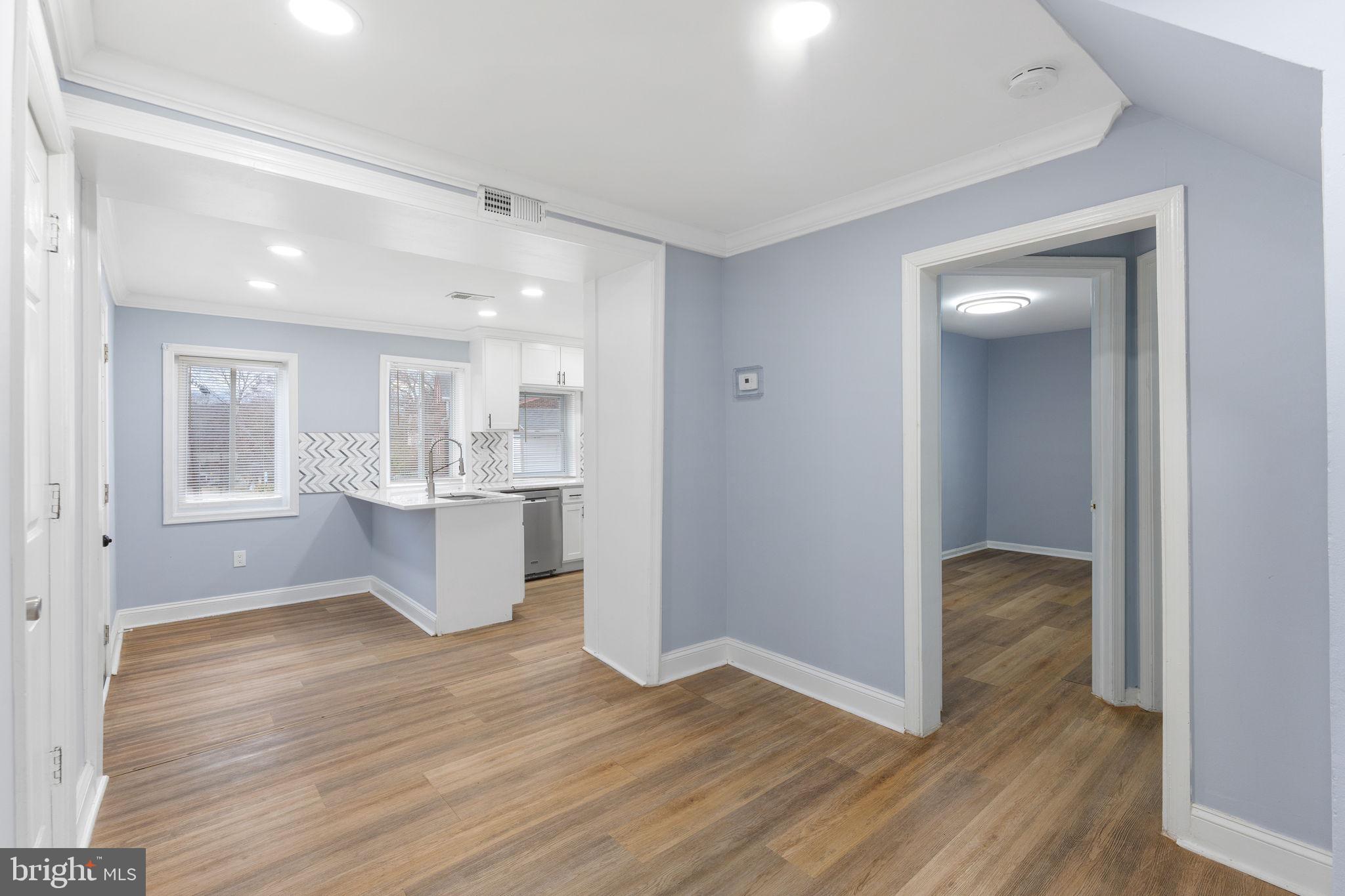 HYATTSVILLE - Residential