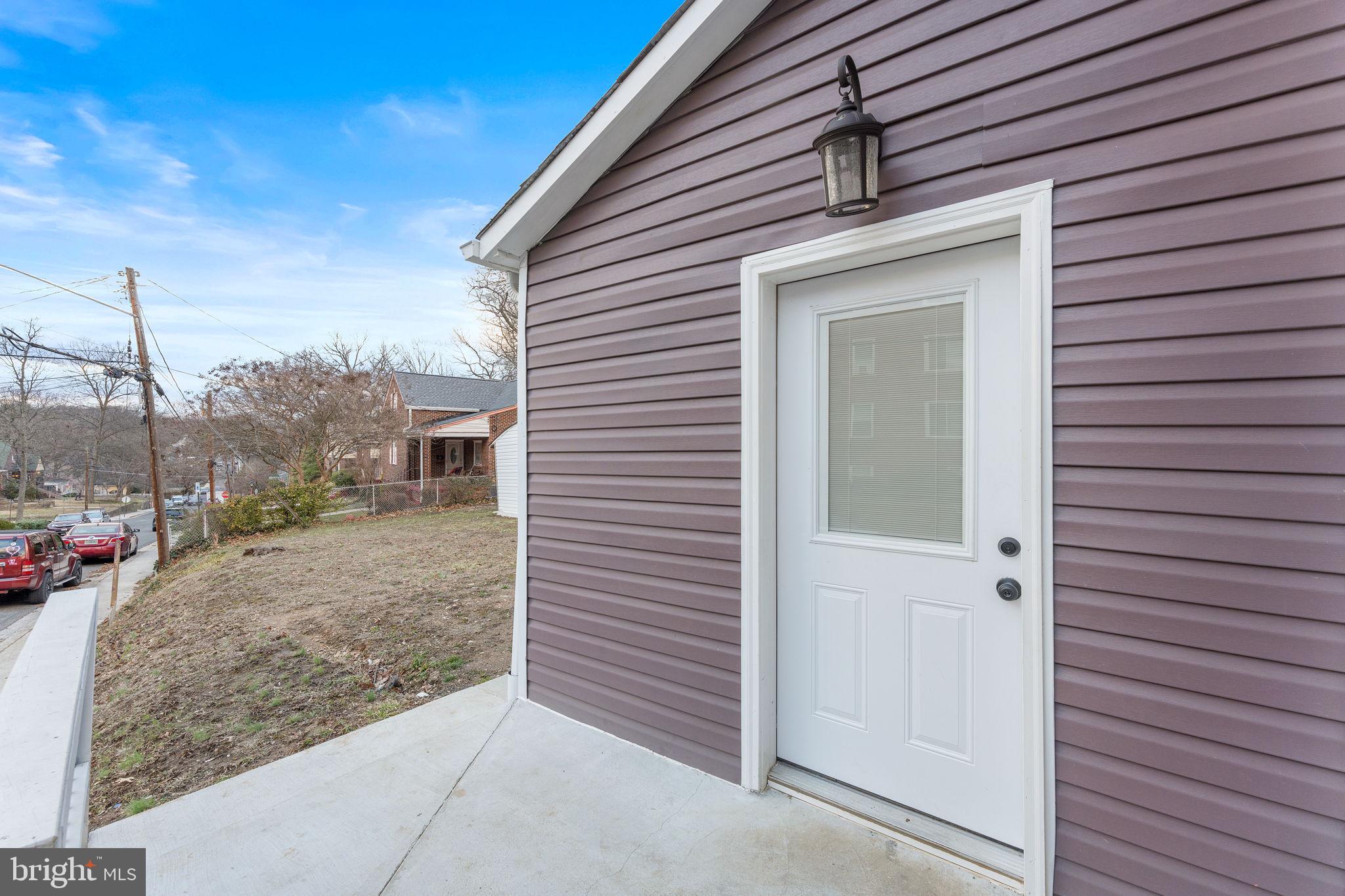 HYATTSVILLE - Residential