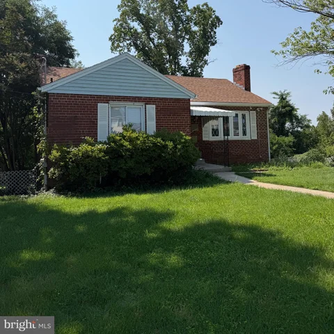 1729 Iverson Street, Oxon Hill, MD MLS: MDPG2216048