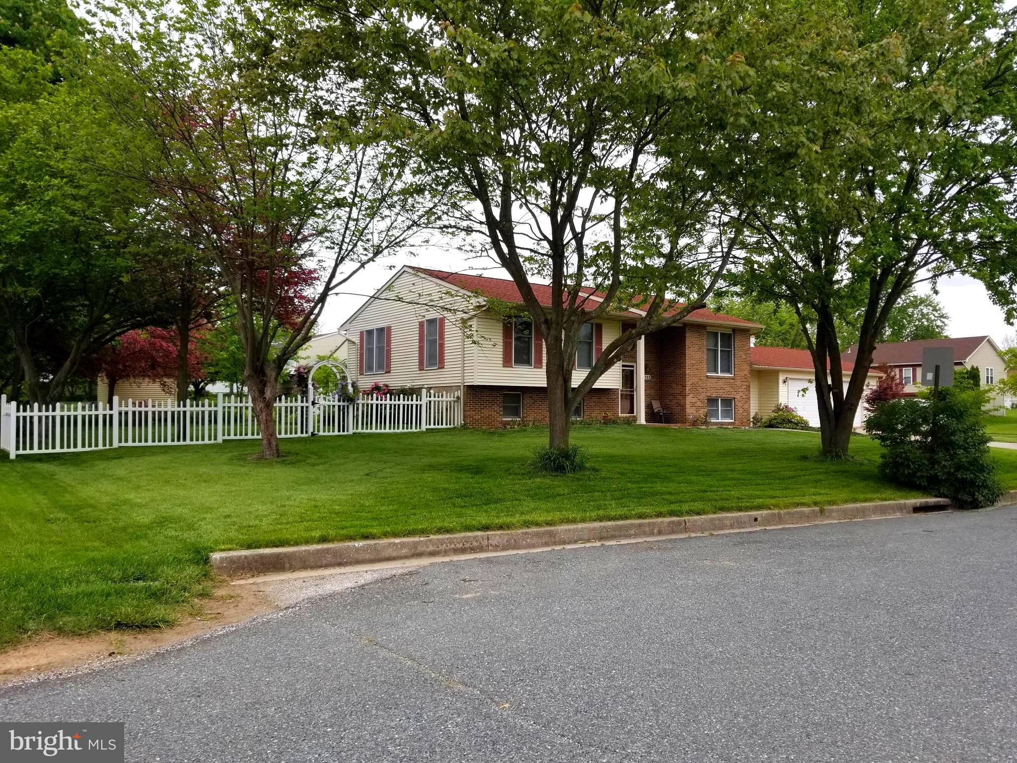 CHARLES VILLAGE - Residential