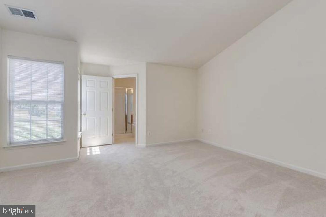 STRATFORD - Residential Lease