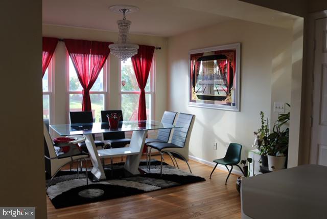 STRATFORD - Residential Lease