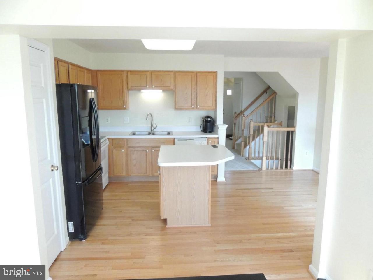 STRATFORD - Residential Lease