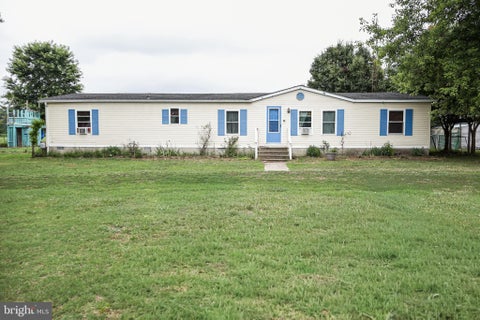 Mobile Home For Sale - 4512 Woodpecker Road<br/> Sussex County, SEAFORD, DE 19973