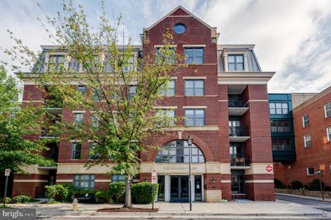 Photo of 1111 Oronoco Street #433, ALEXANDRIA, VA 22314 (MLS # VAAX2064906)