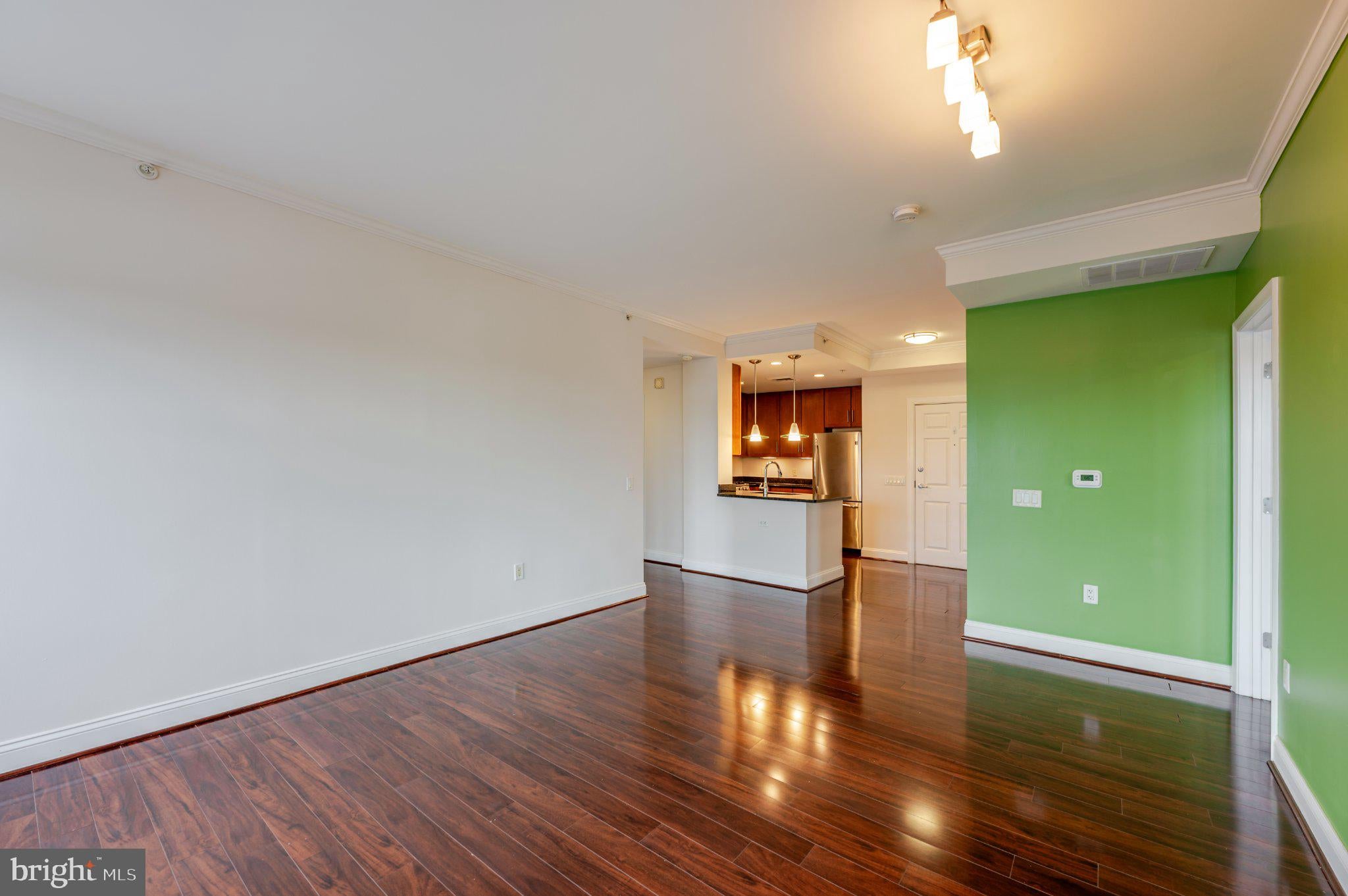 1111 ORONOCO STREET 433