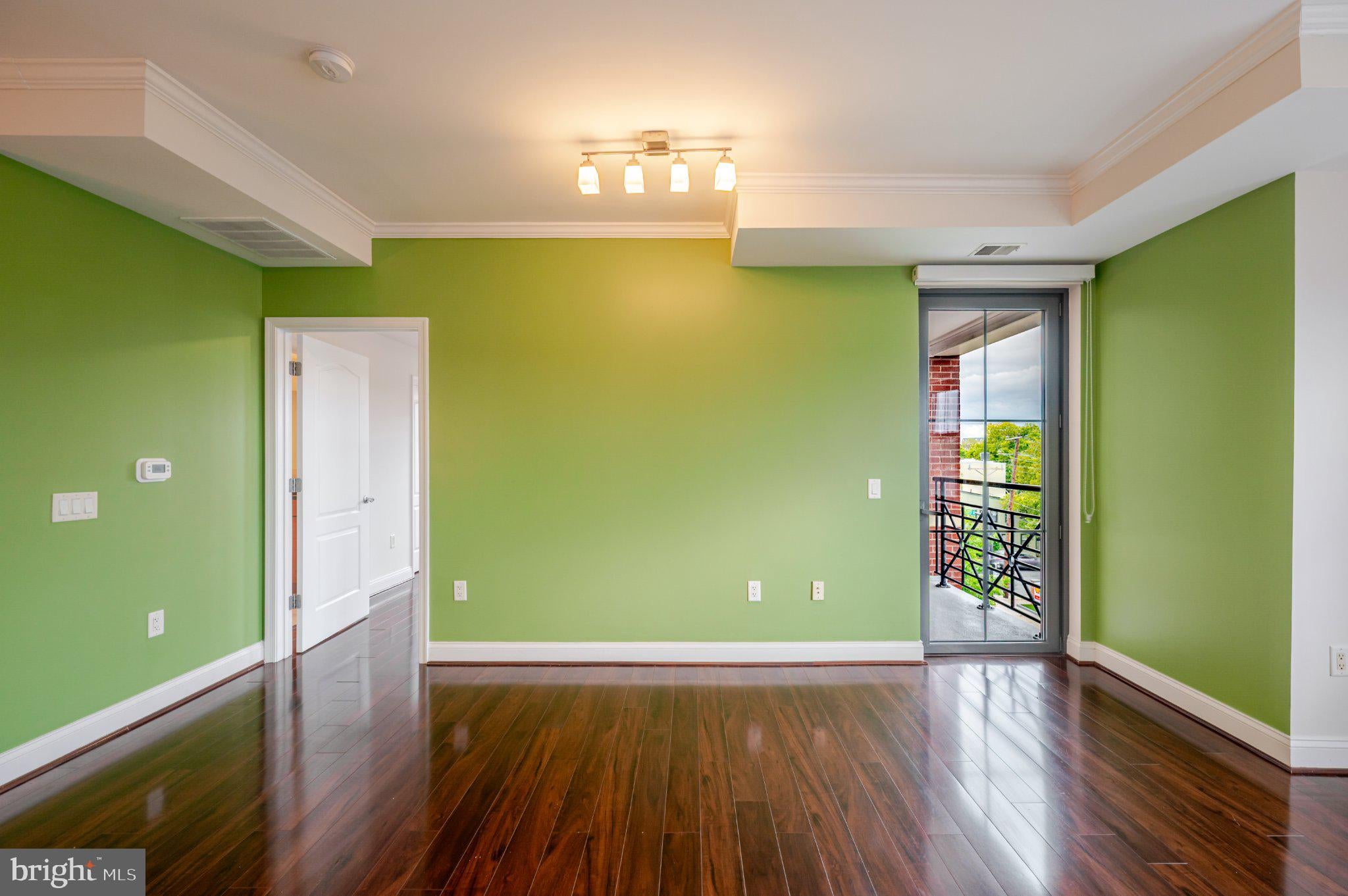 1111 ORONOCO STREET 433
