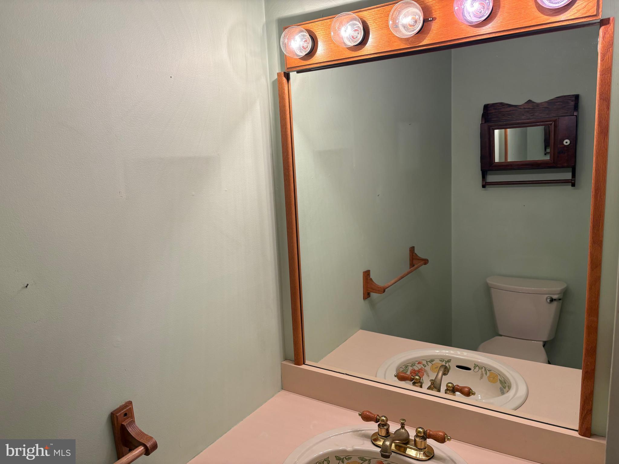 COMSTOCK - Residential