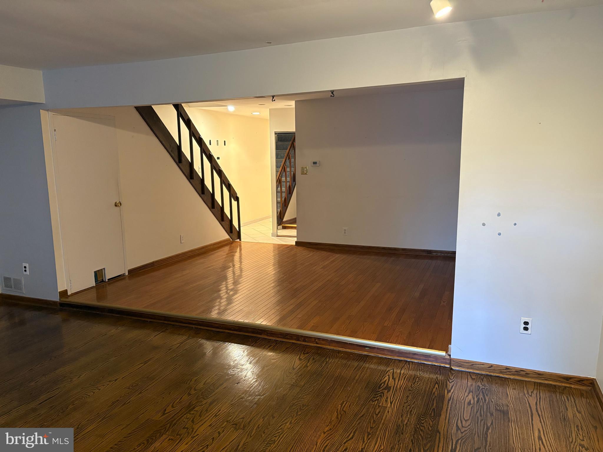 COMSTOCK - Residential