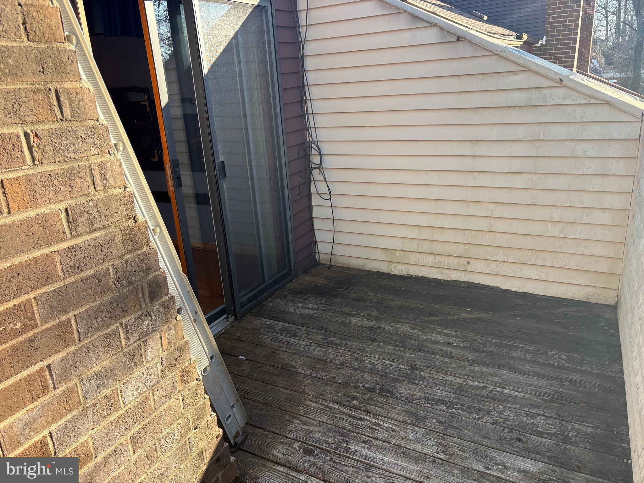 COMSTOCK - Residential