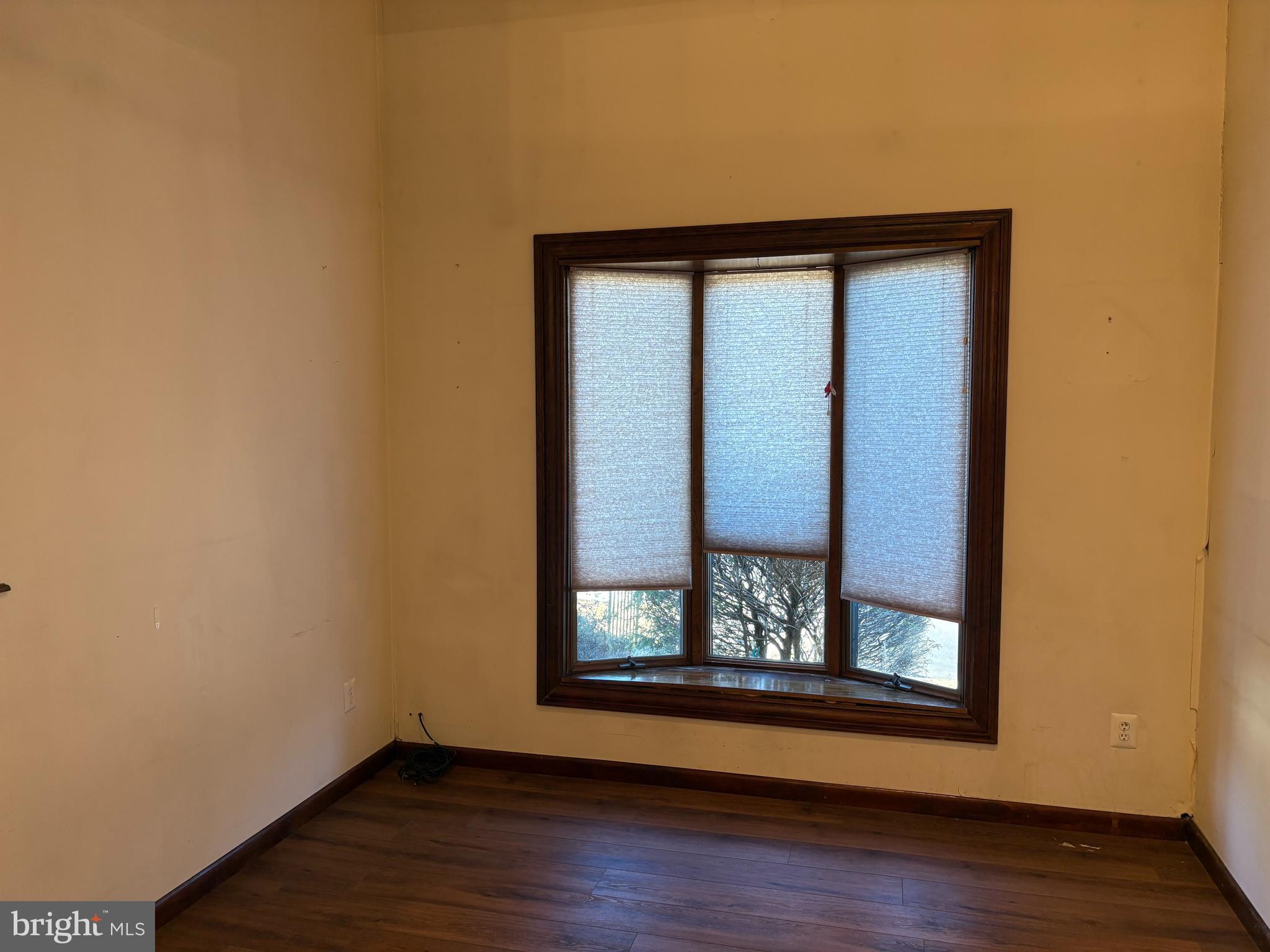 COMSTOCK - Residential