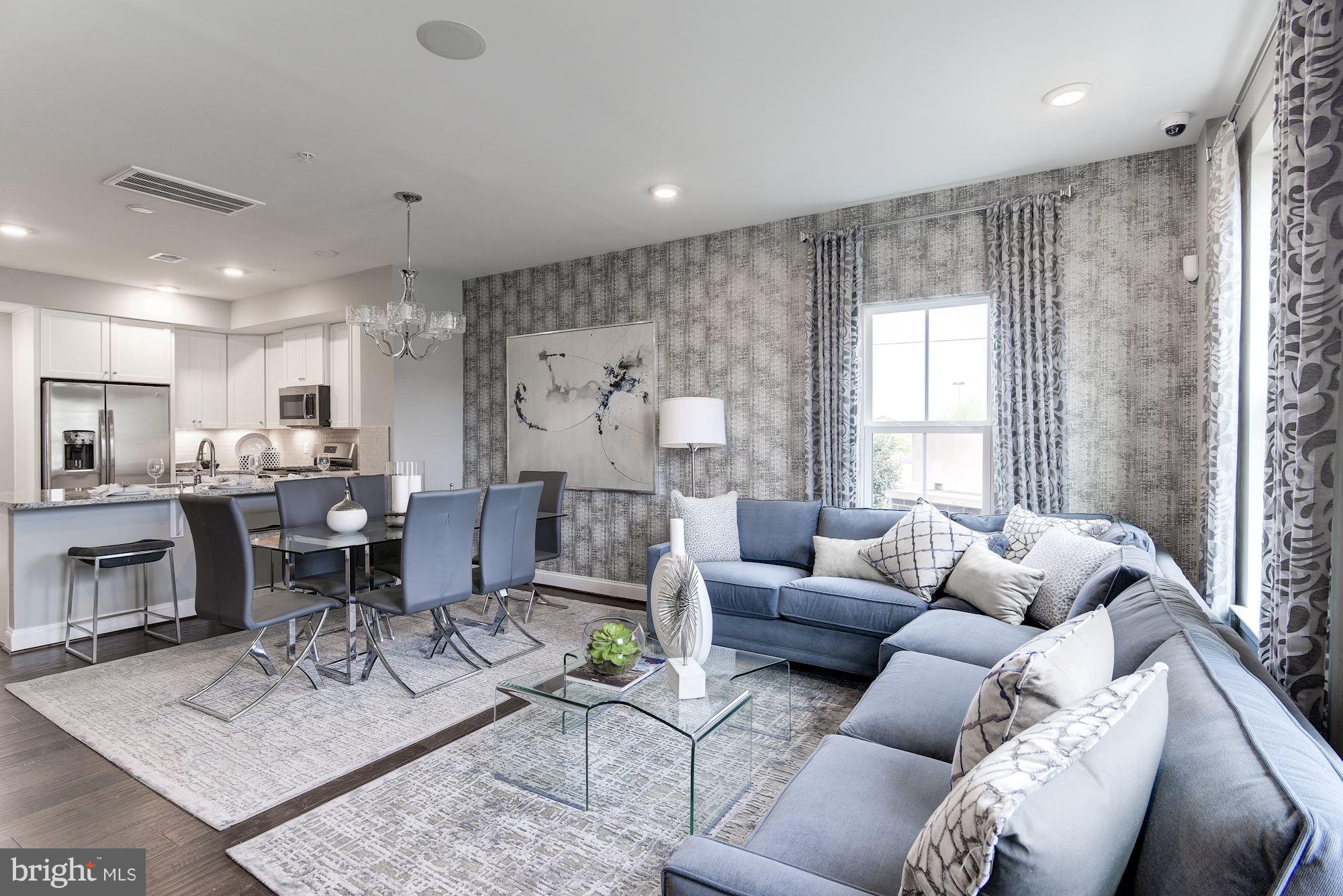 OAKDALE VILLAGE - Residential