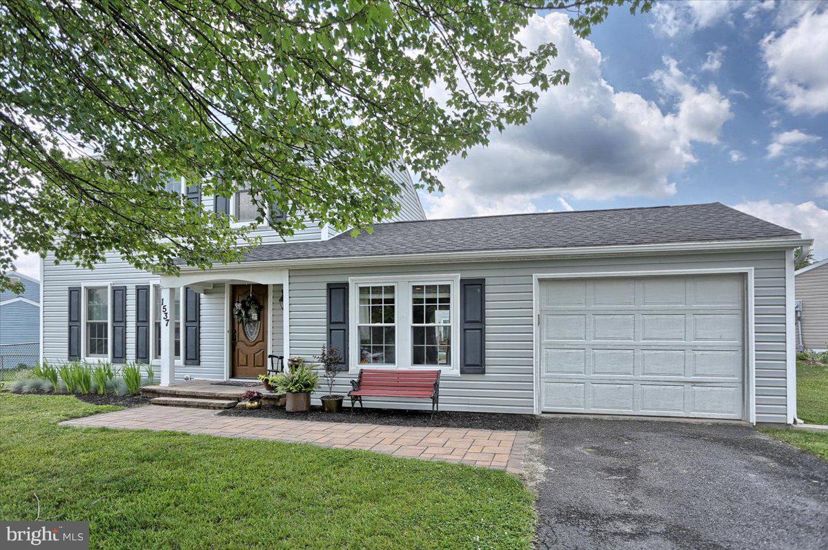 CROOKED HILL FARMS - Residential