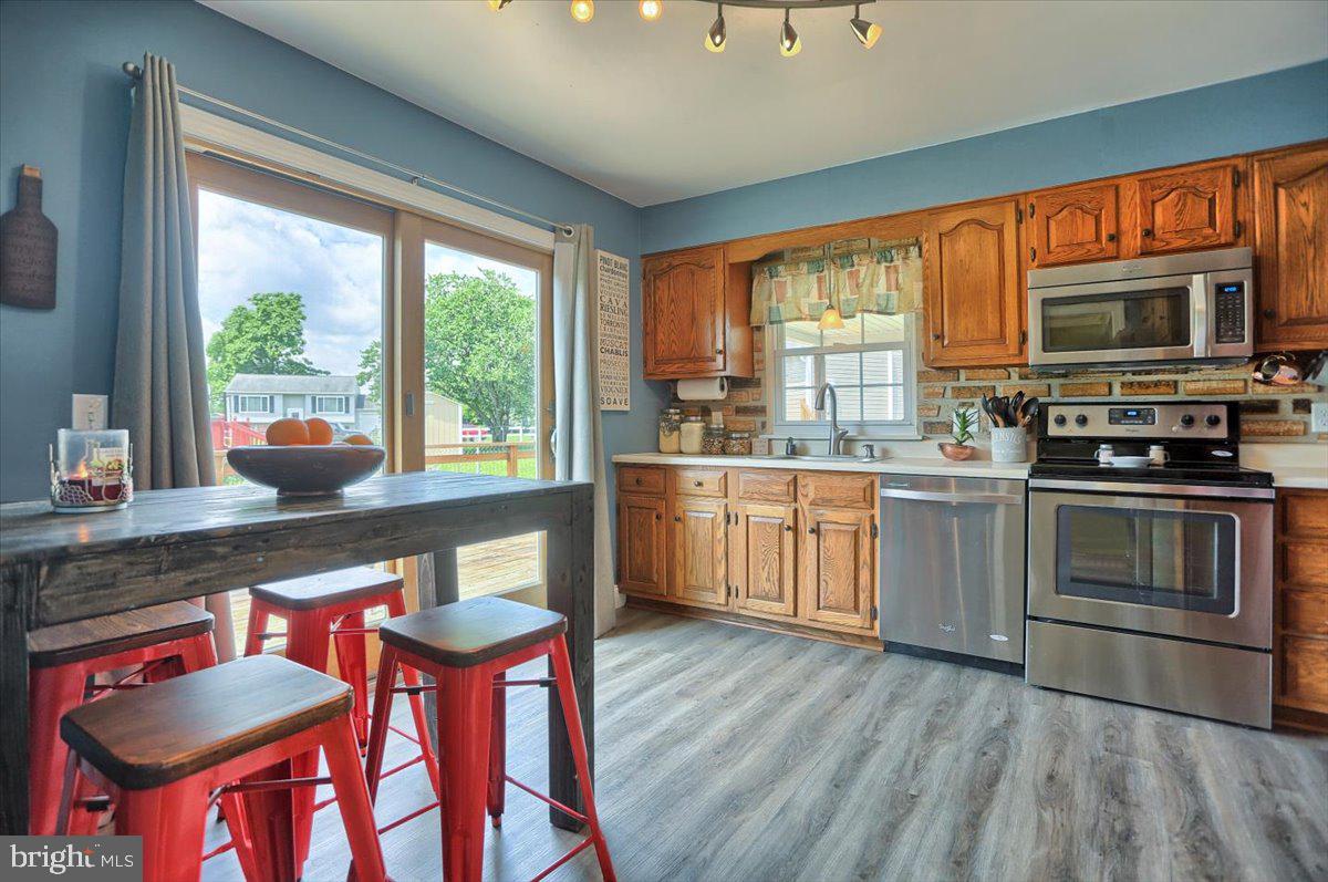 CROOKED HILL FARMS - Residential