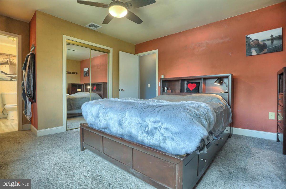 CROOKED HILL FARMS - Residential