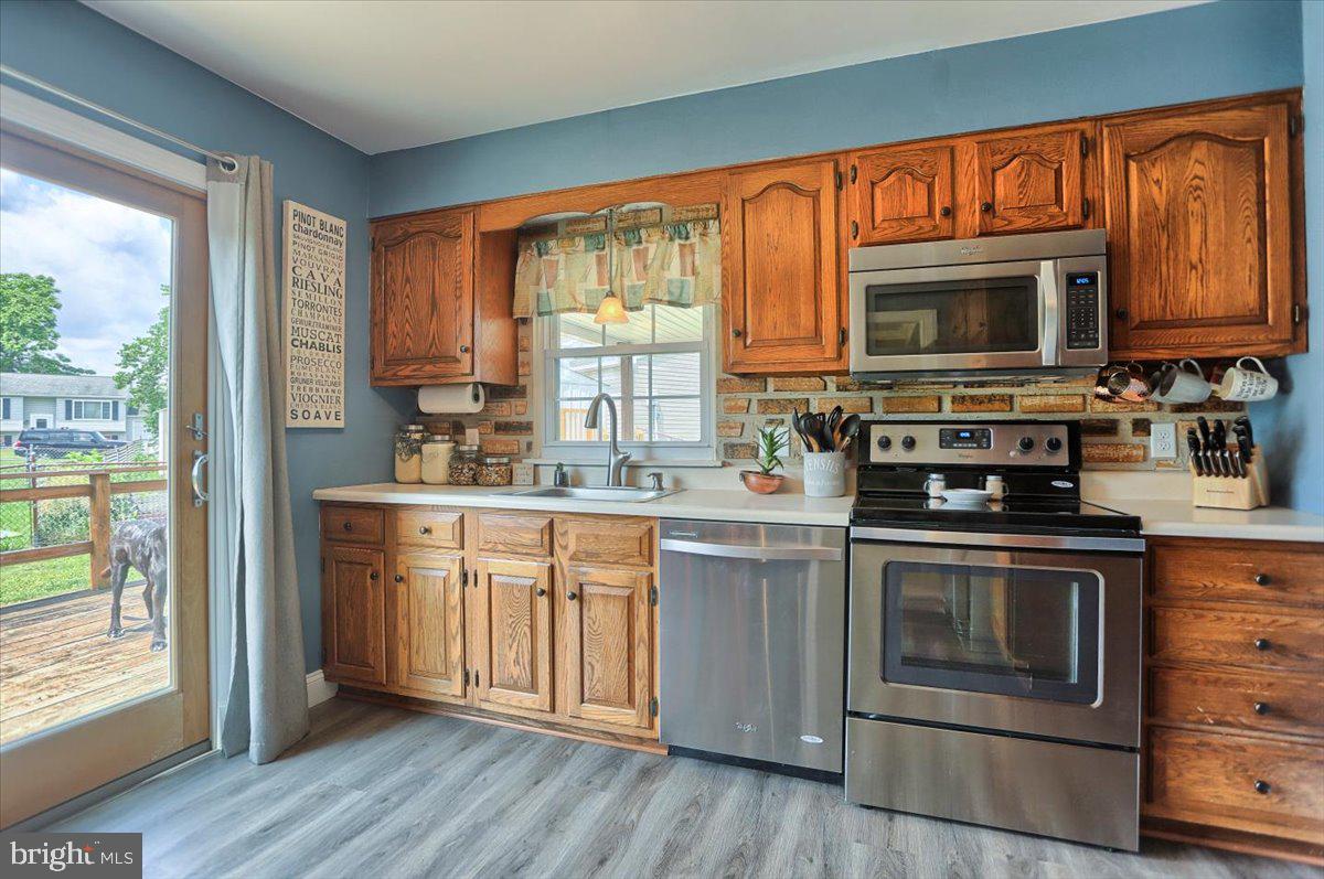 CROOKED HILL FARMS - Residential