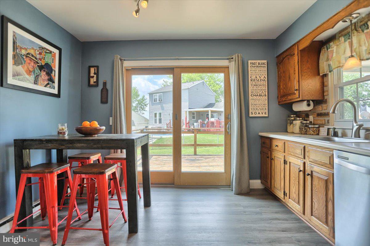 CROOKED HILL FARMS - Residential