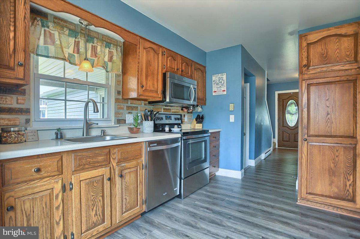 CROOKED HILL FARMS - Residential
