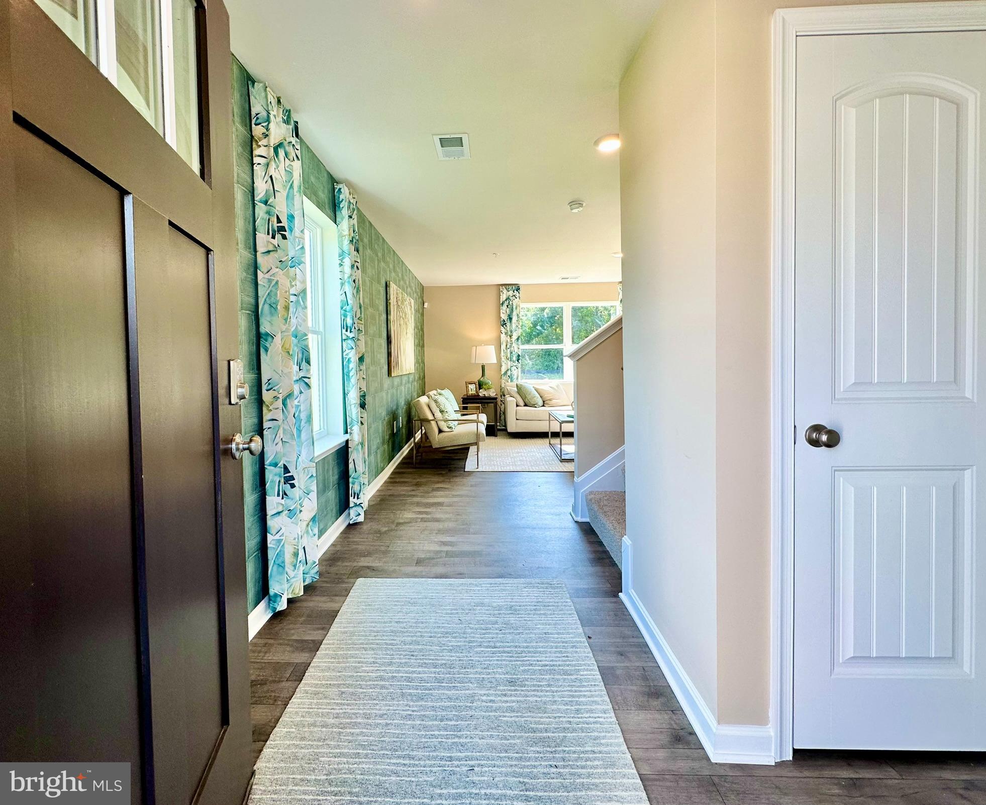 1332 FAIRVIEW LANE