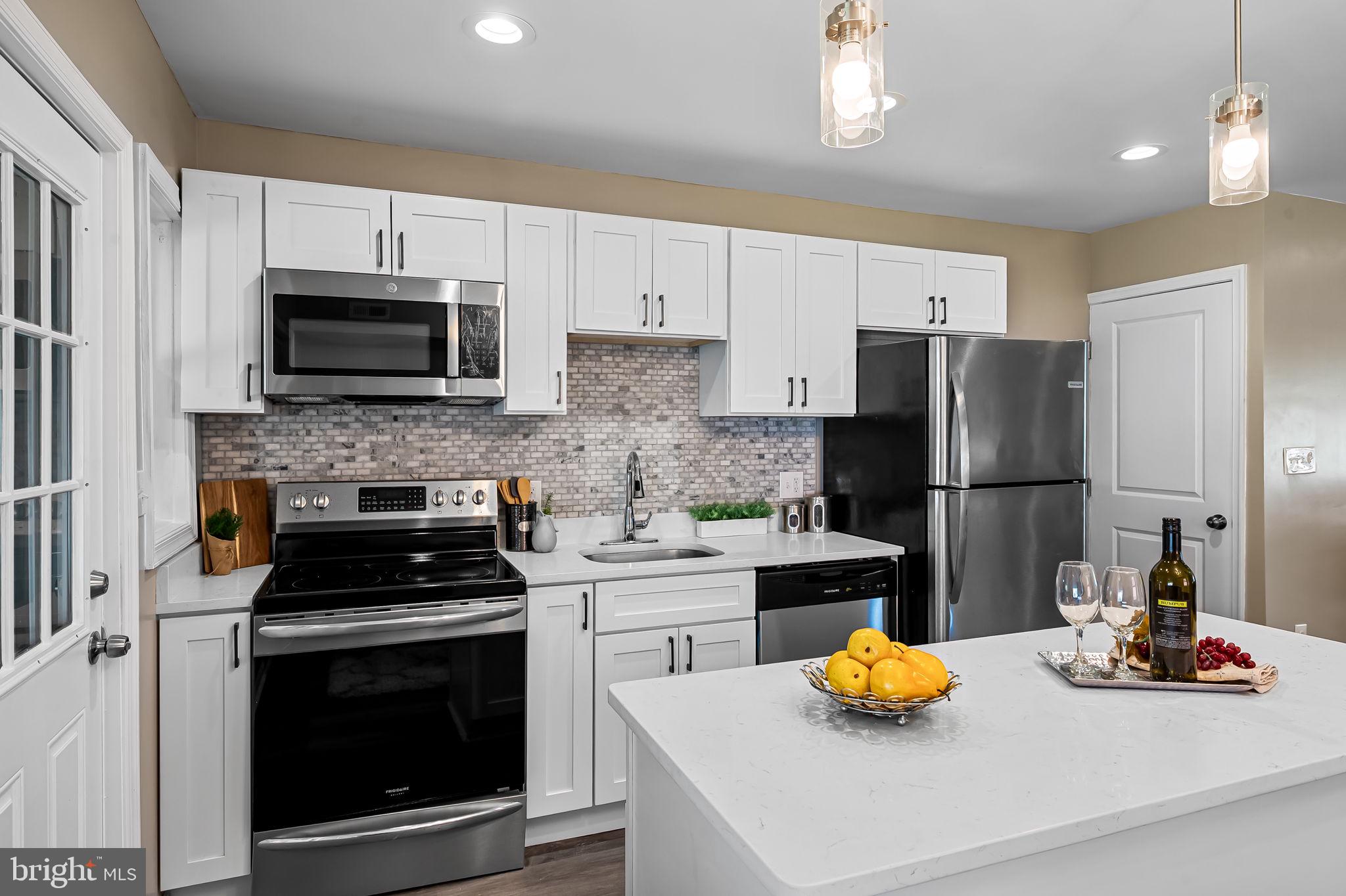 GRAY MANOR HOMES - Residential