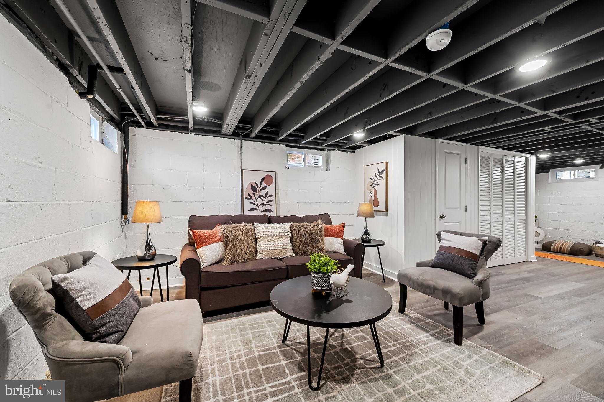 GRAY MANOR HOMES - Residential