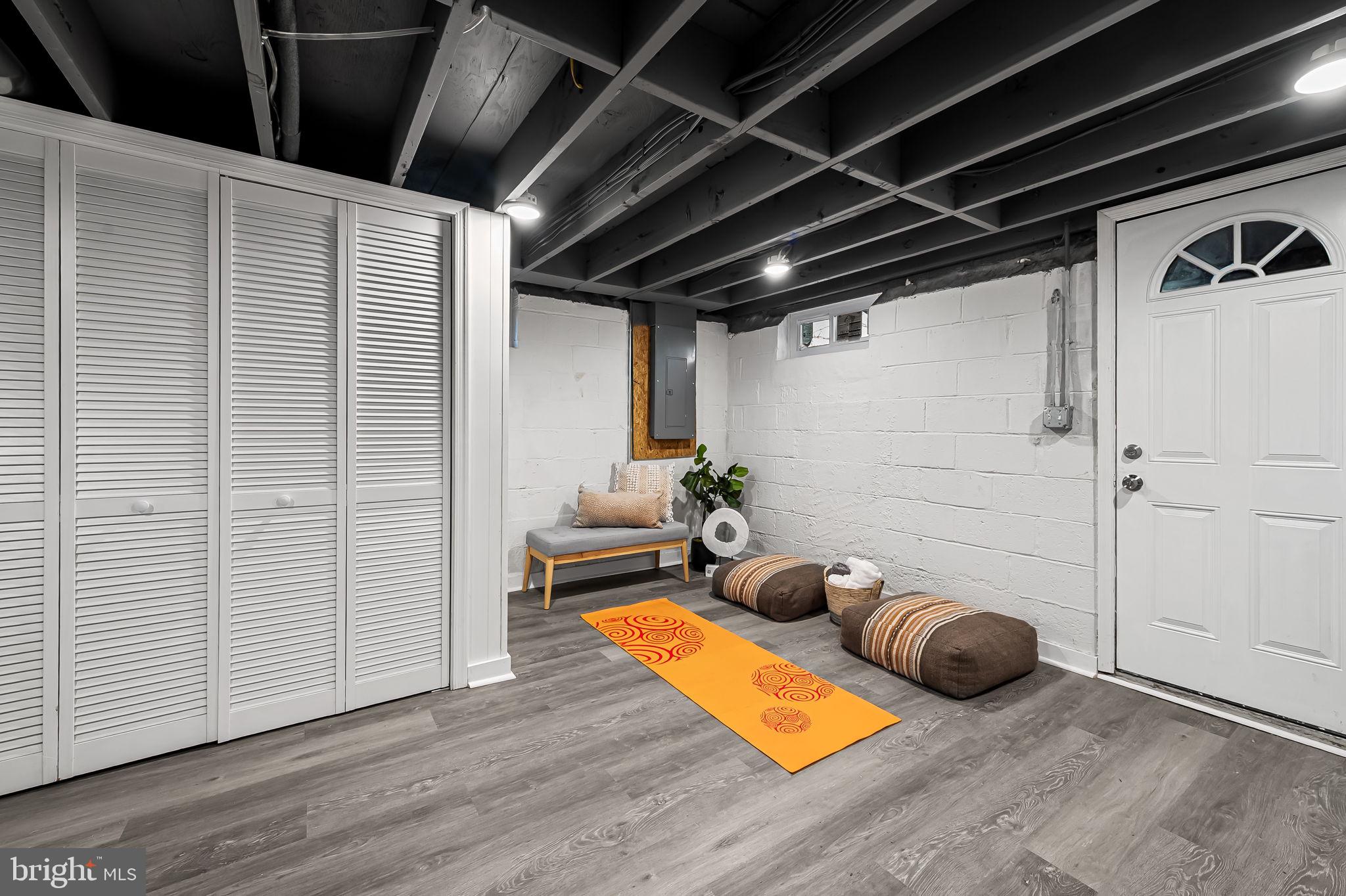 GRAY MANOR HOMES - Residential