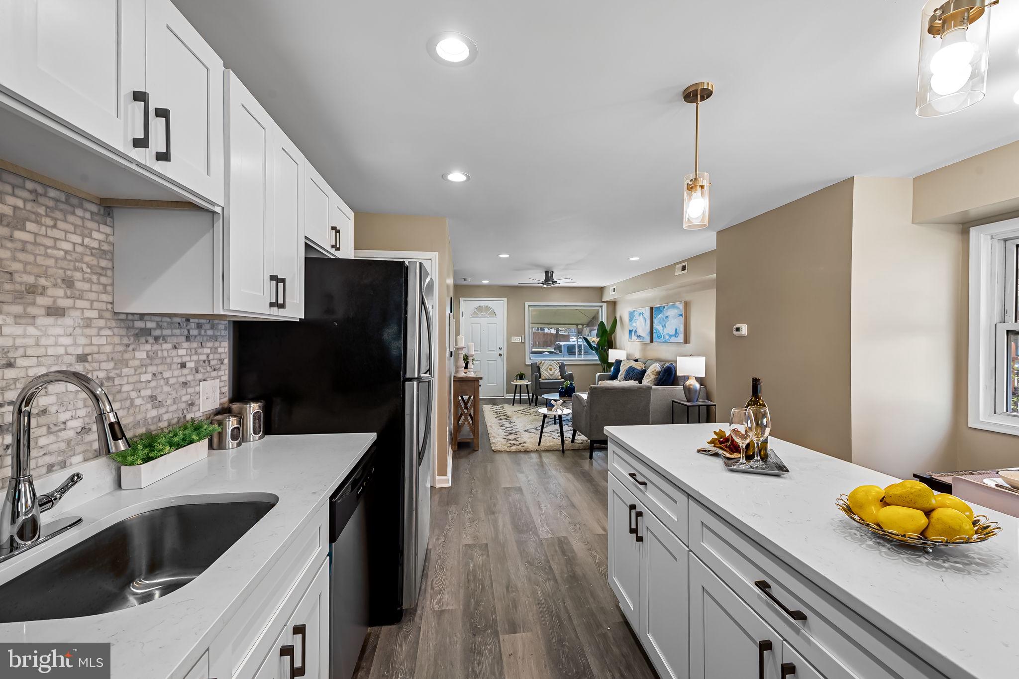 GRAY MANOR HOMES - Residential